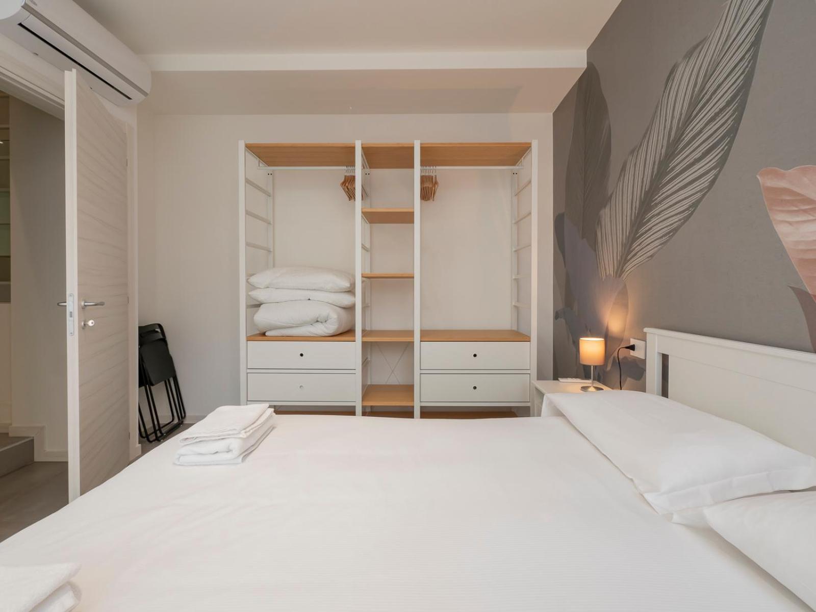 Апартаменты Ihost Luxury - Neg Roli 8 Милан Экстерьер фото
